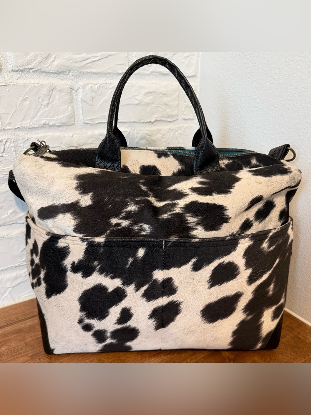 Rebekah Scott Designs Poppi Pro Black Cowhide Bag Like New